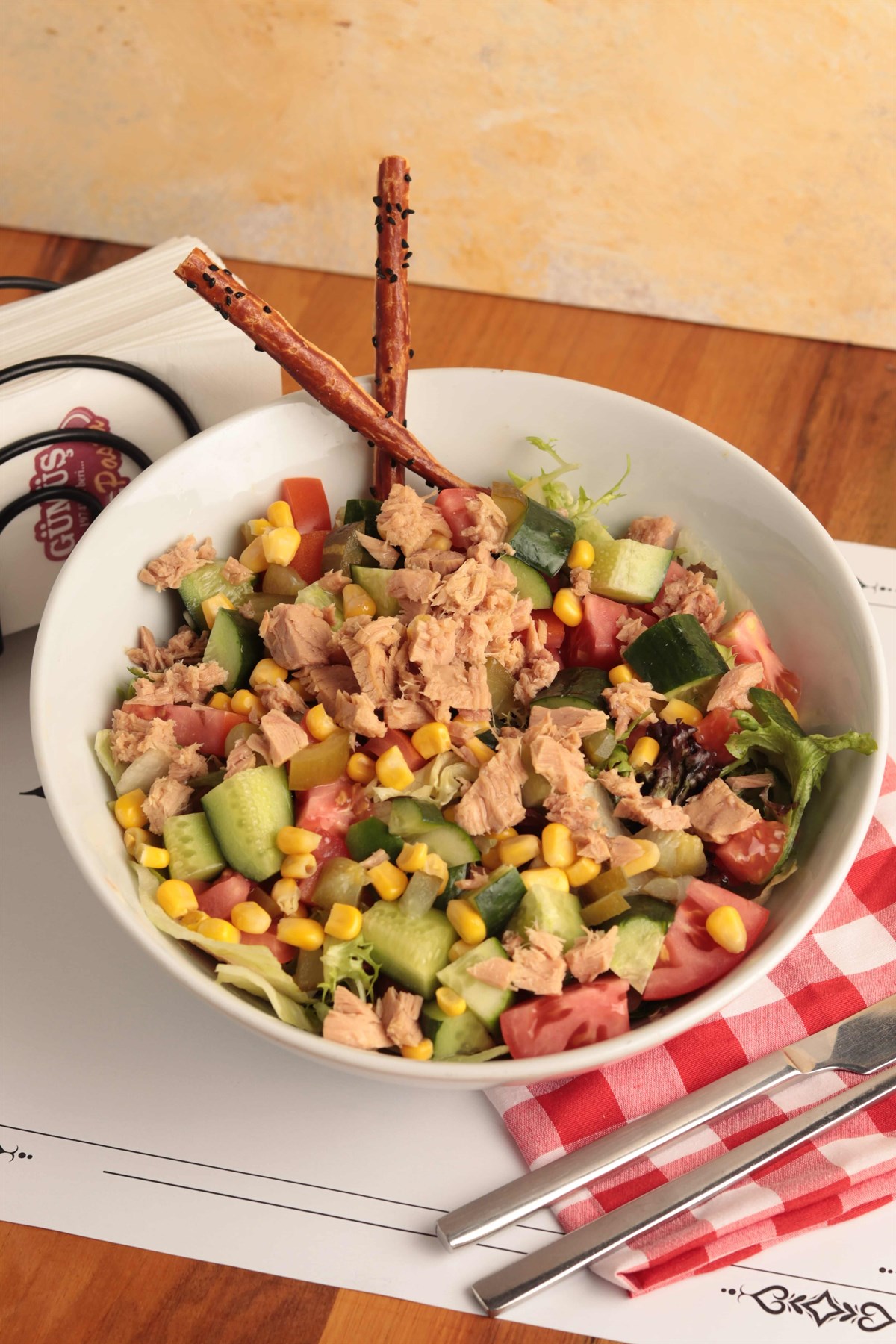 TON BALIKLI SALATA