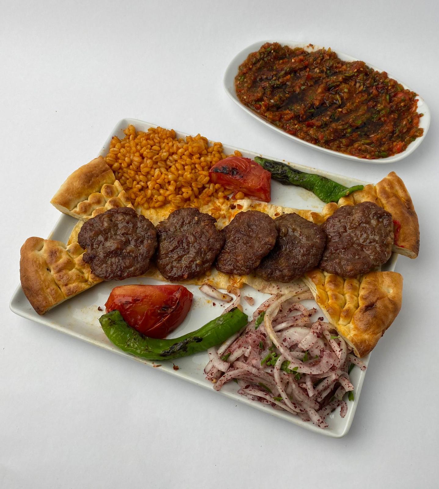 1Kg IZGARA KÖFTE + KOLA VEYA AYRAN