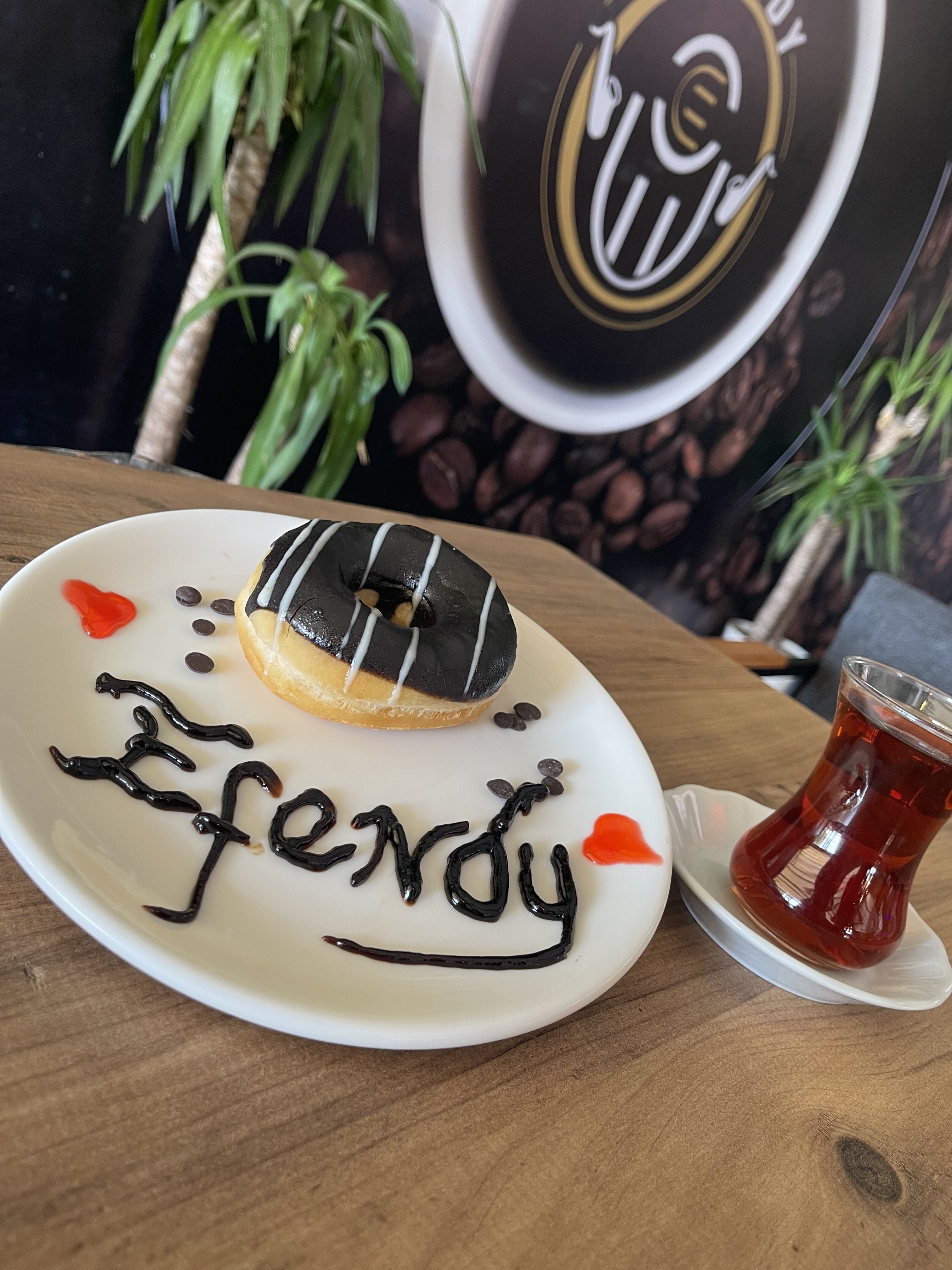 DONUT çikolatalı