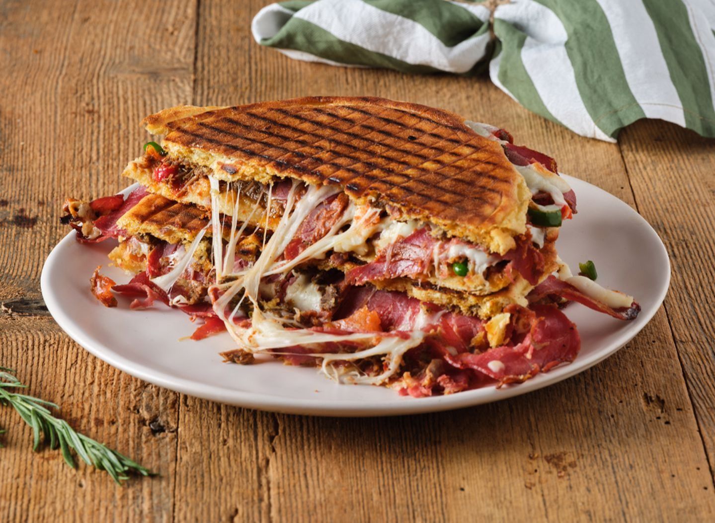 Full Karışık Tost